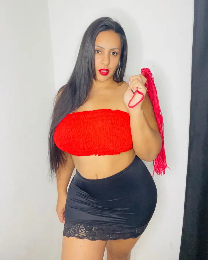Goddess Kinky Daiana 👑