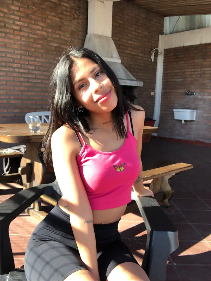 VIP Brunette