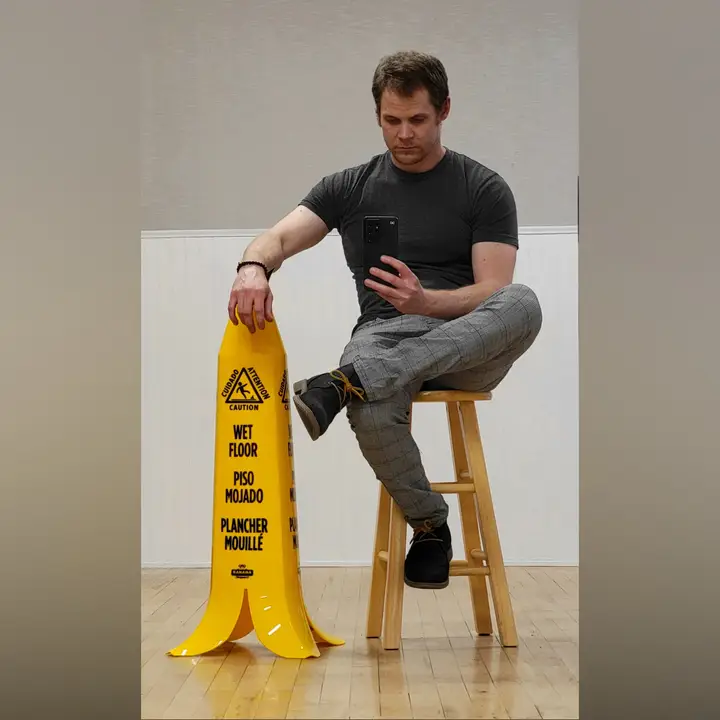 XnakedartistX