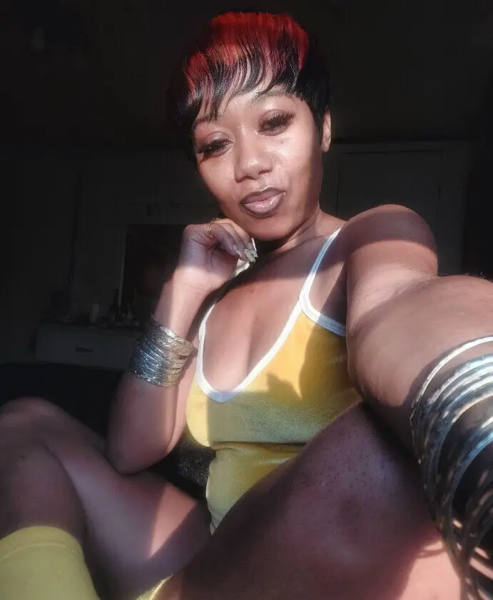 Gal Pussy Monsta