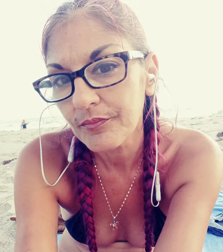 Beach Chick 321
