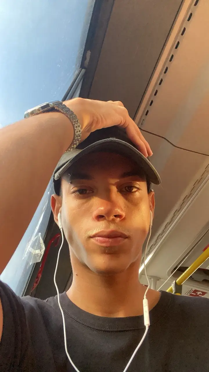 DOUGLAS   //  👼🏻
