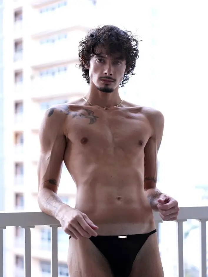 Jonny Lee