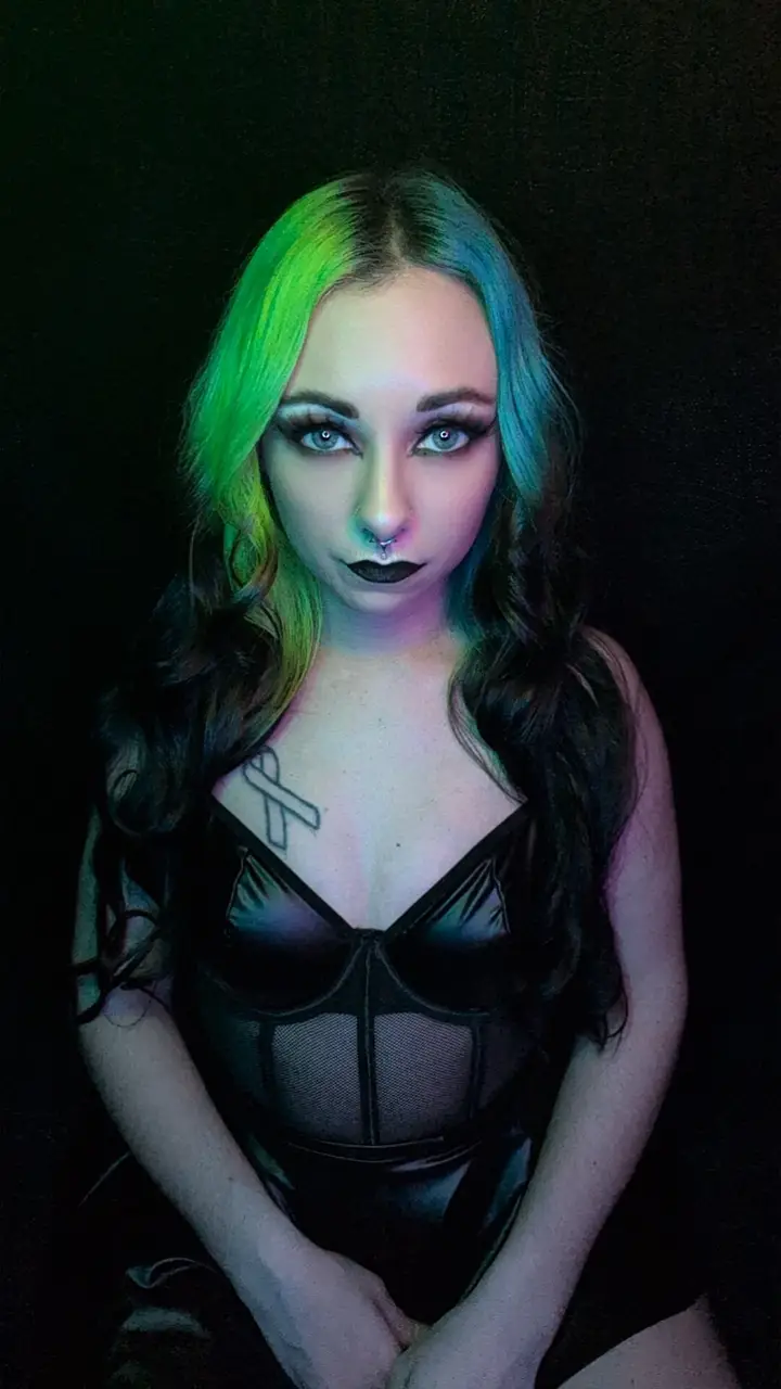 🖤TheSpicyCaps🖤