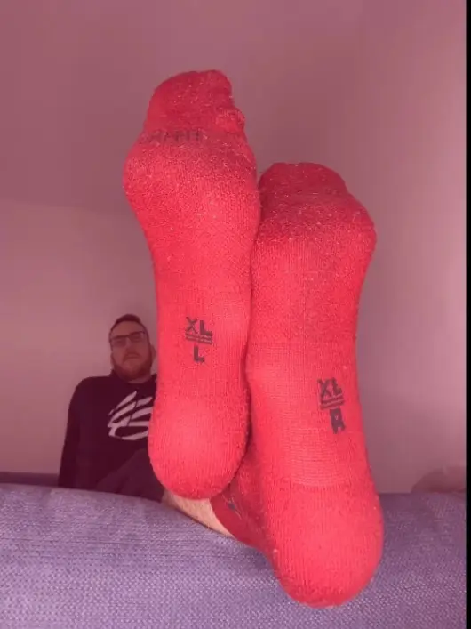 FeetKing 👑