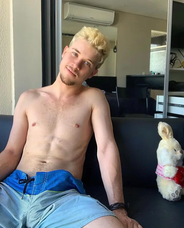 BB