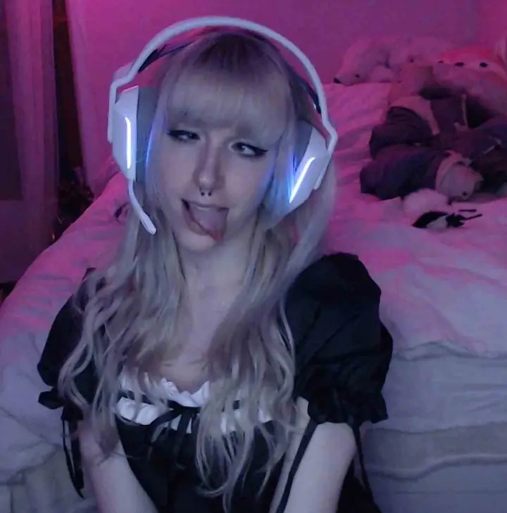 Stella Snow