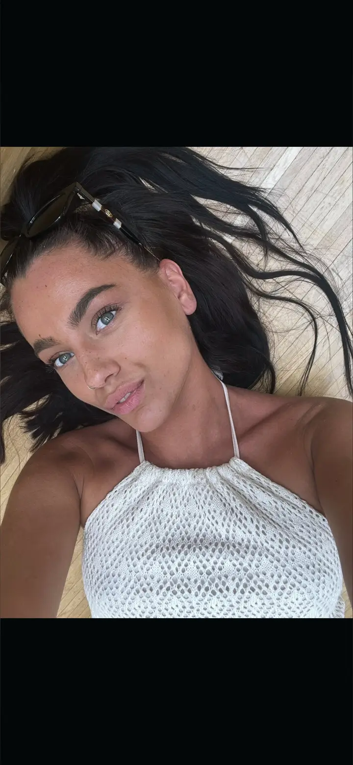 Elaya 🌚