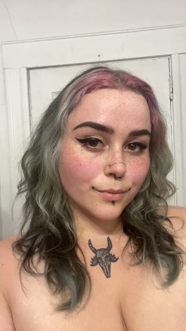 Kiki 👽