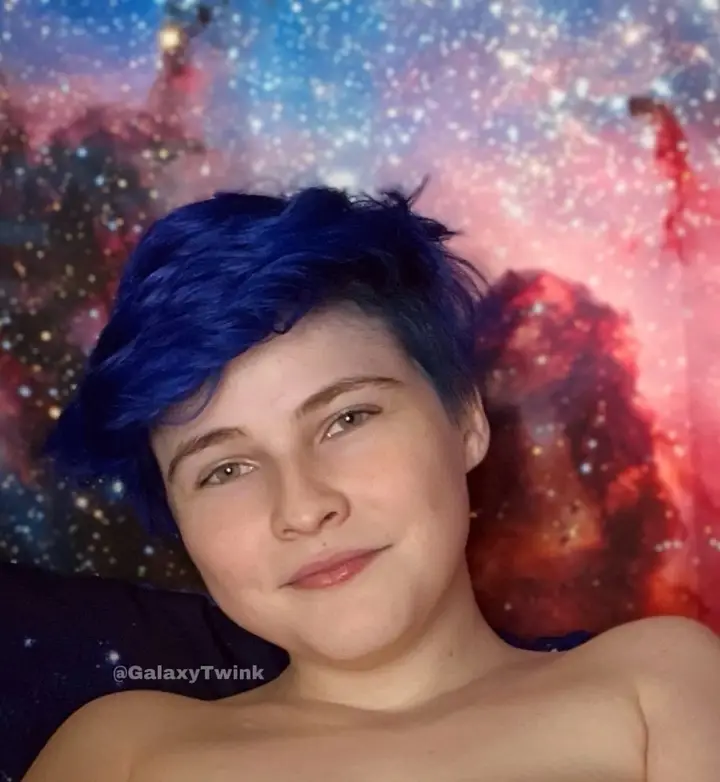 🌌 Twinkie 🌌