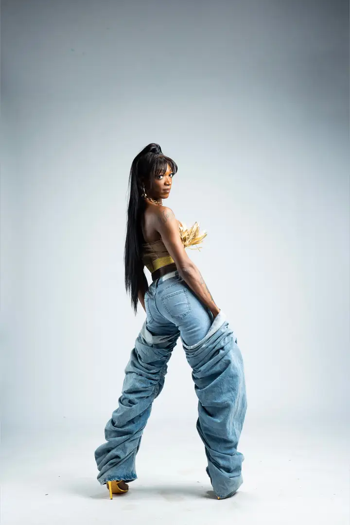 MISSFOXX