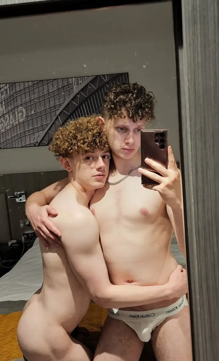 Twinky Couple