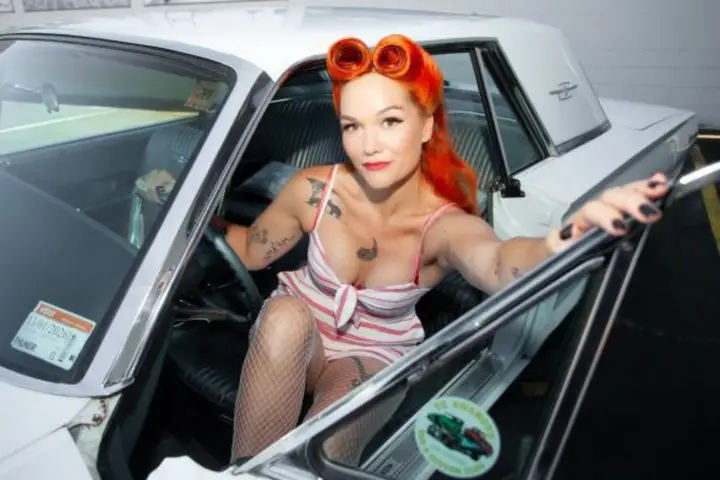 Superwifey