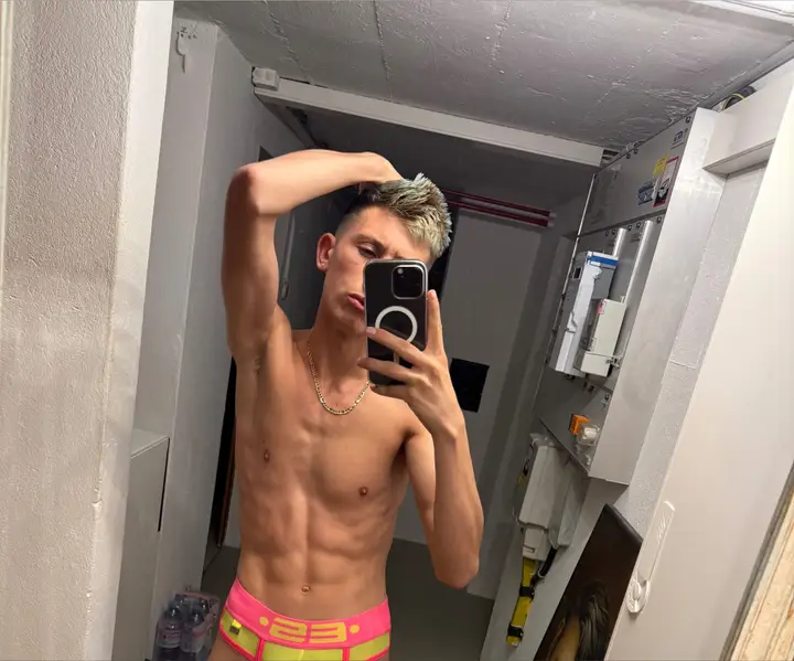 Sexy Boy Top5%