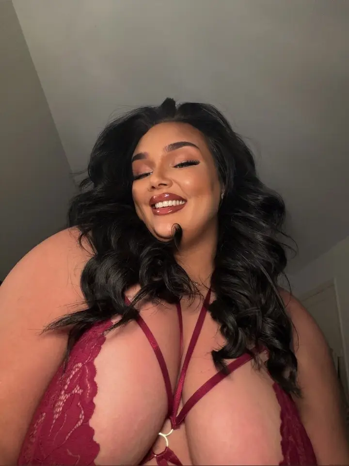 𝐕𝐈𝐏 @𝐌𝐢𝐬𝐬𝐥𝐢𝐯𝐯𝐮𝐤𝐤 ❤️