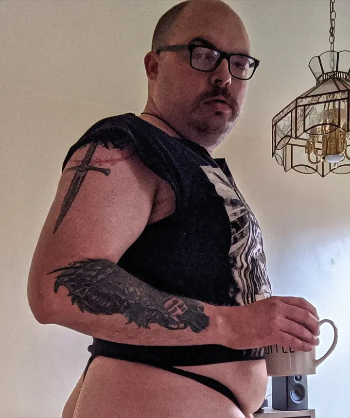 Caged Cuck