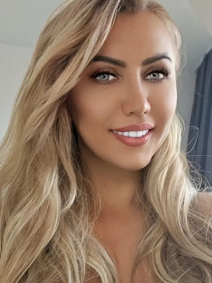 Kate Haven #1 Squir💦 ty Office Babe