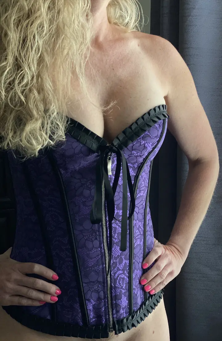 Amber H