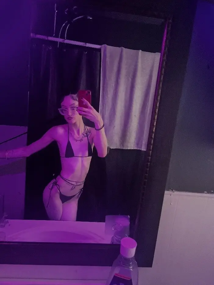 THROAT QUEEN🌸
