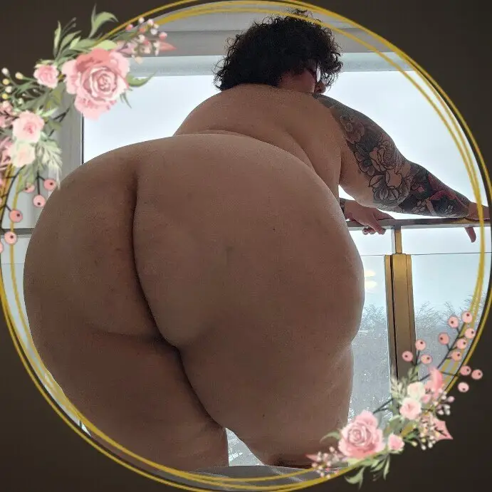 ✨️ Vane - FAT Mommy ✨️