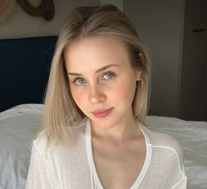 Raychel Kiss