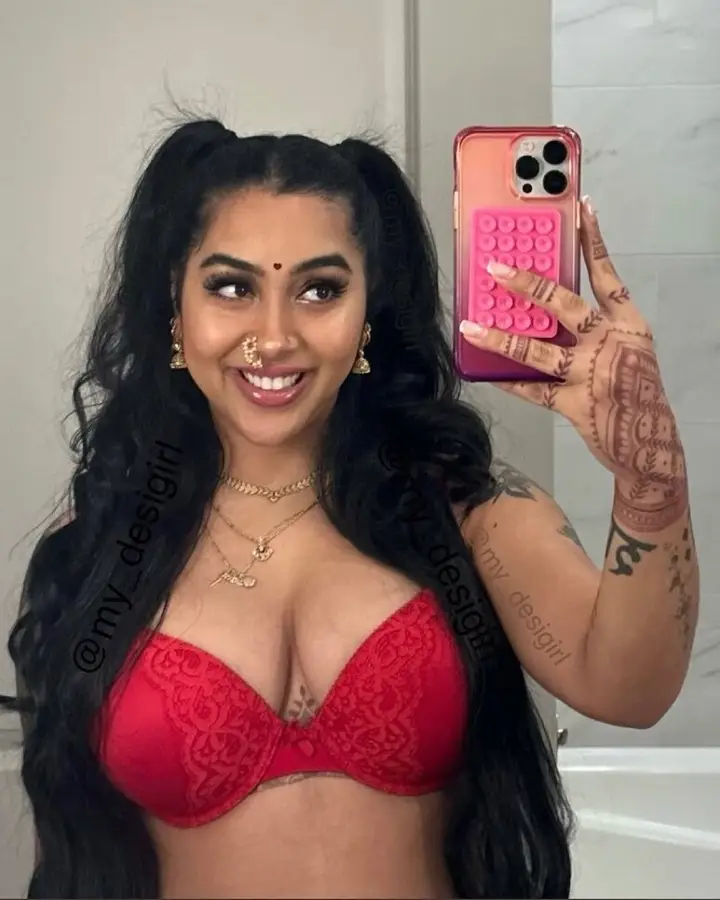 Vishakha My_DesiGirl 🇮🇳