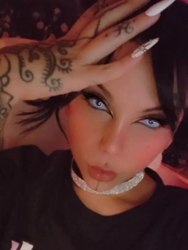 Neo 🖤
